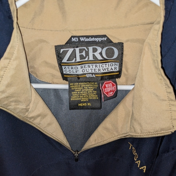 ZERO RESTRICTION GOLF OUTERWEAR BLACK WINDBREAKER - SIZE XL - Picture 2 of 4
